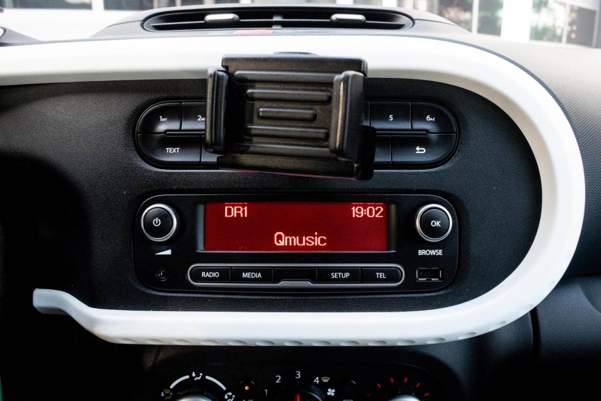 Renault Twingo Renault Twingo 1.0 SCe Limited|INCL. NW APK|AIRCO|5-DRS|BLUETOOTH