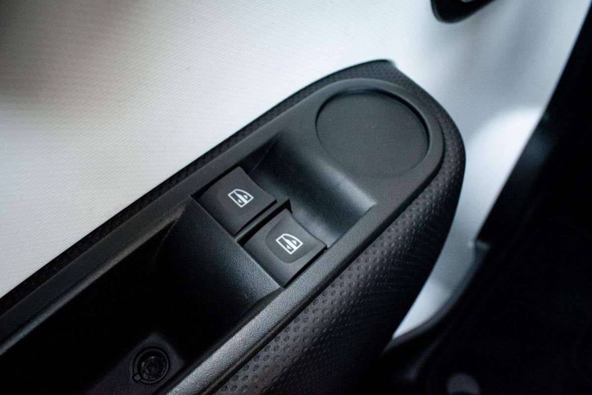 Renault Twingo Renault Twingo 1.0 SCe Limited|INCL. NW APK|AIRCO|5-DRS|BLUETOOTH