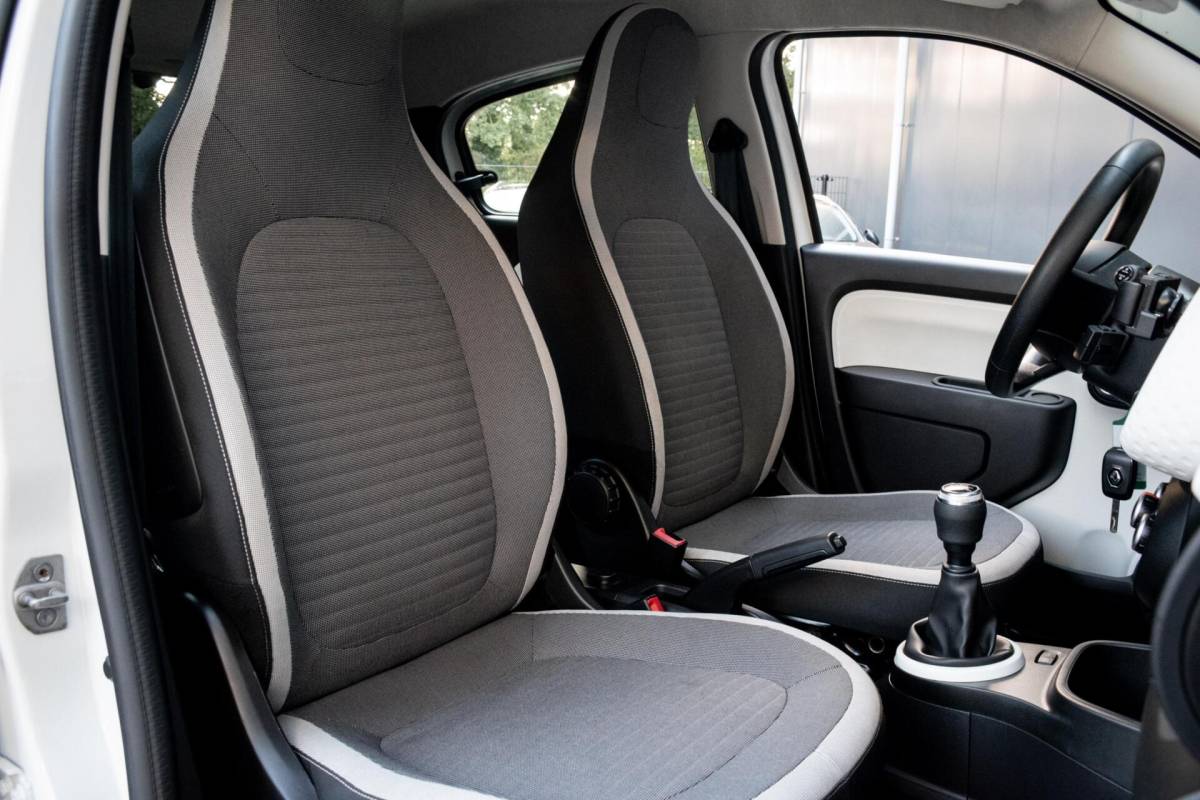 Renault Twingo Renault Twingo 1.0 SCe Limited|INCL. NW APK|AIRCO|5-DRS|BLUETOOTH