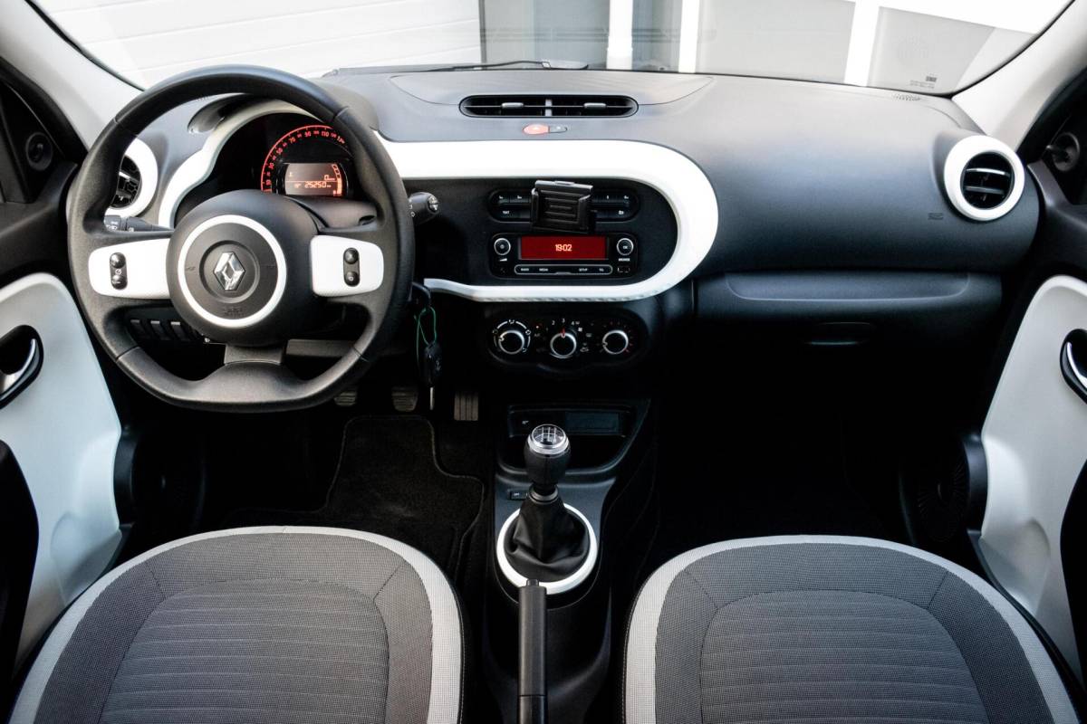 Renault Twingo Renault Twingo 1.0 SCe Limited|INCL. NW APK|AIRCO|5-DRS|BLUETOOTH