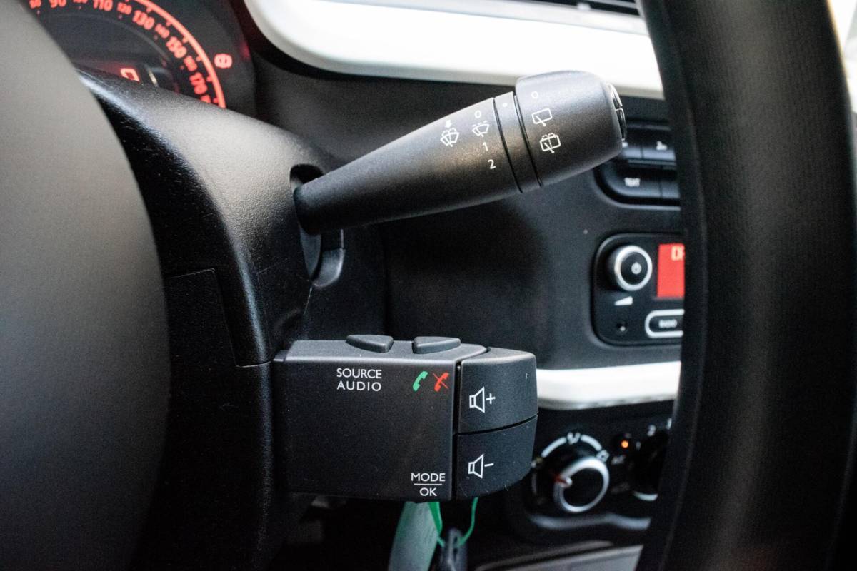 Renault Twingo Renault Twingo 1.0 SCe Limited|INCL. NW APK|AIRCO|5-DRS|BLUETOOTH