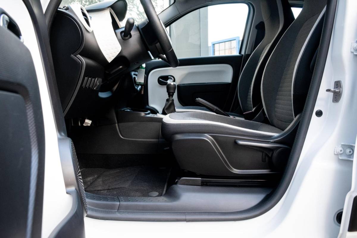 Renault Twingo Renault Twingo 1.0 SCe Limited|INCL. NW APK|AIRCO|5-DRS|BLUETOOTH