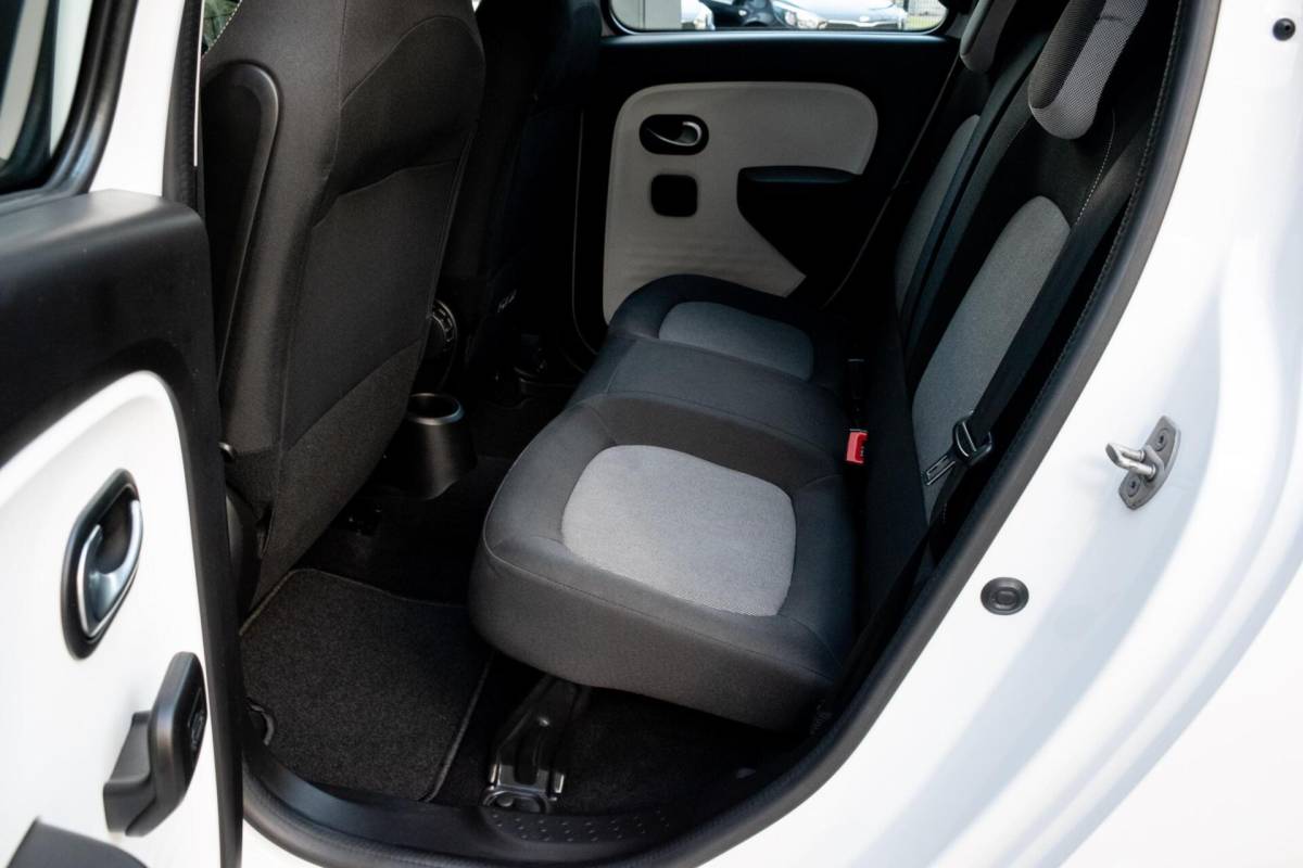 Renault Twingo Renault Twingo 1.0 SCe Limited|INCL. NW APK|AIRCO|5-DRS|BLUETOOTH