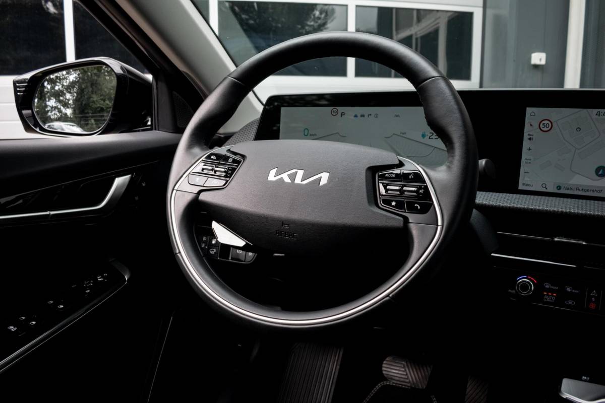 Kia EV6 Kia EV6 Plus 77.4 kWh|100% SOH|STOEL-STUUR VERWARMD|STOELVERKOELING|ADAPT. CRUISE|MEMORY SEATS