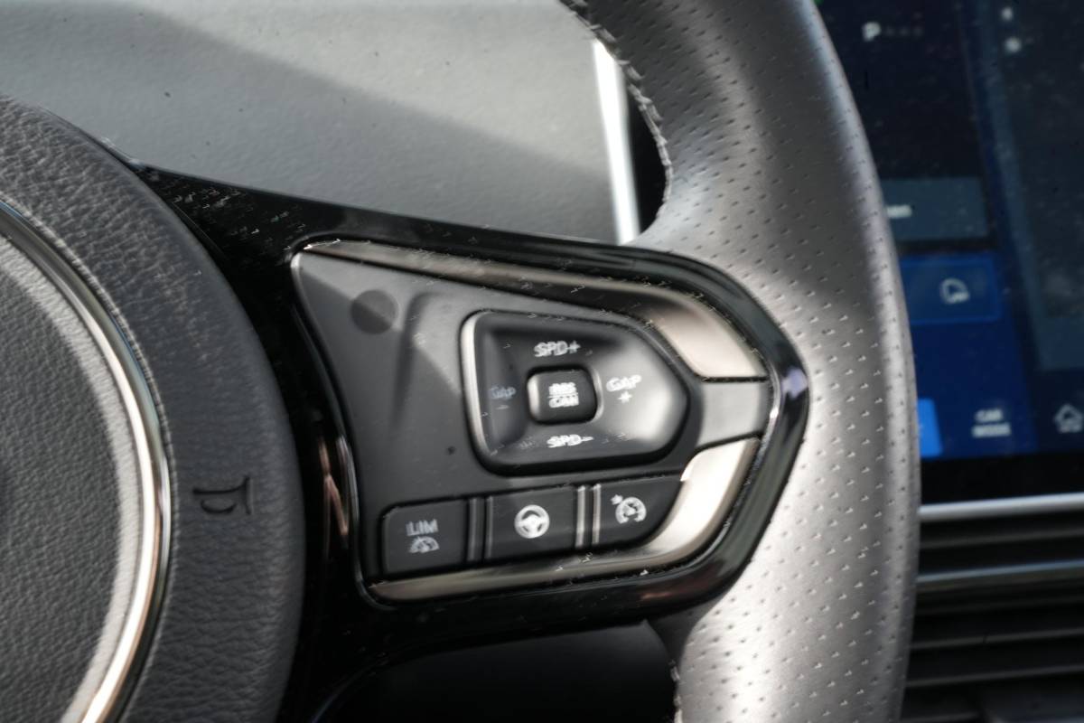 Vinfast VF 8 VinFast VF8 Plus 87.7 kWh Apple carplay Cruise control adaptief DAB Mistlampen voor Bots waarschuwing Stuurwielverw.