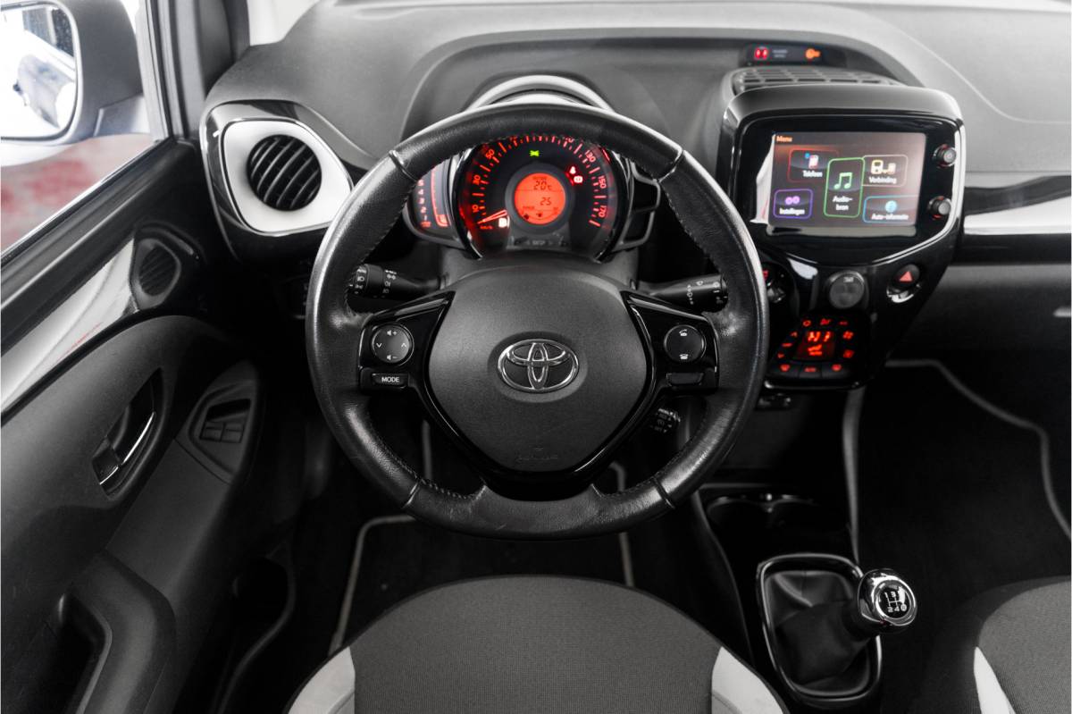 Toyota Aygo Toyota Aygo 1.0 VVT-i x-cite Camera Keyless Clima
