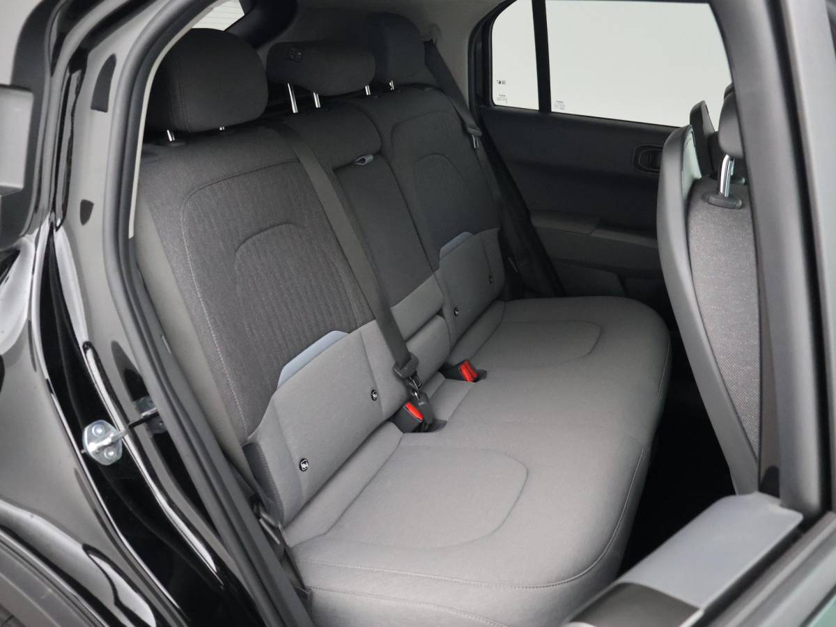 Kia EV3 Kia EV3 Plus 58.3 kWh 204 PK + STUURVERW. | STOELVERW. | TREKHAAK | SOH 100% | ADAPTIVE CRUISE | CAMERA