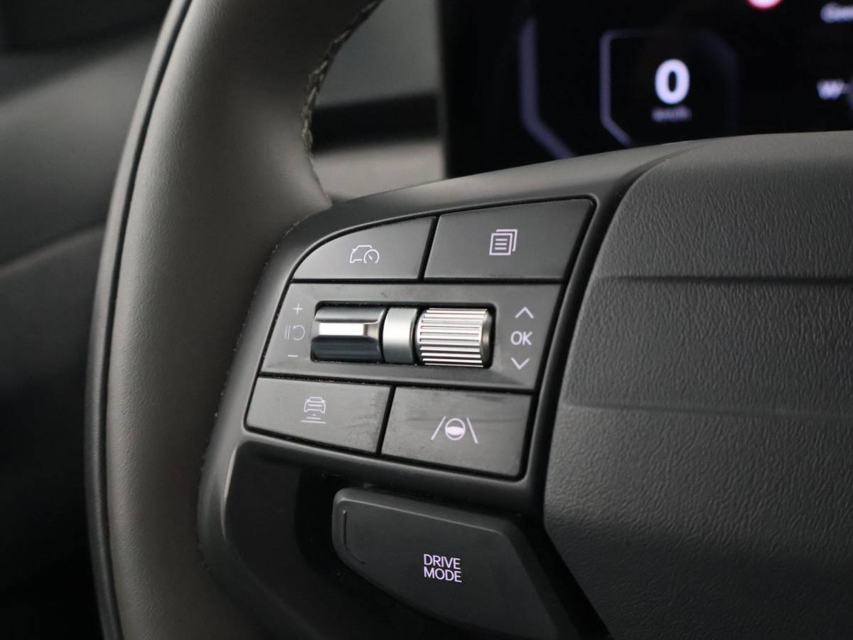 Kia EV3 Kia EV3 Plus 58.3 kWh 204 PK + STUURVERW. | STOELVERW. | TREKHAAK | SOH 100% | ADAPTIVE CRUISE | CAMERA