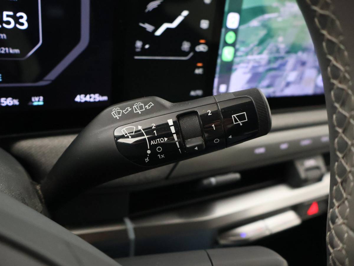 Kia EV3 Kia EV3 Plus 58.3 kWh 204 PK + STUURVERW. | STOELVERW. | TREKHAAK | SOH 100% | ADAPTIVE CRUISE | CAMERA