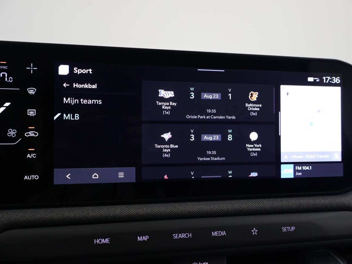Kia EV3 Kia EV3 Plus 58.3 kWh 204 PK + STUURVERW. | STOELVERW. | TREKHAAK | SOH 100% | ADAPTIVE CRUISE | CAMERA