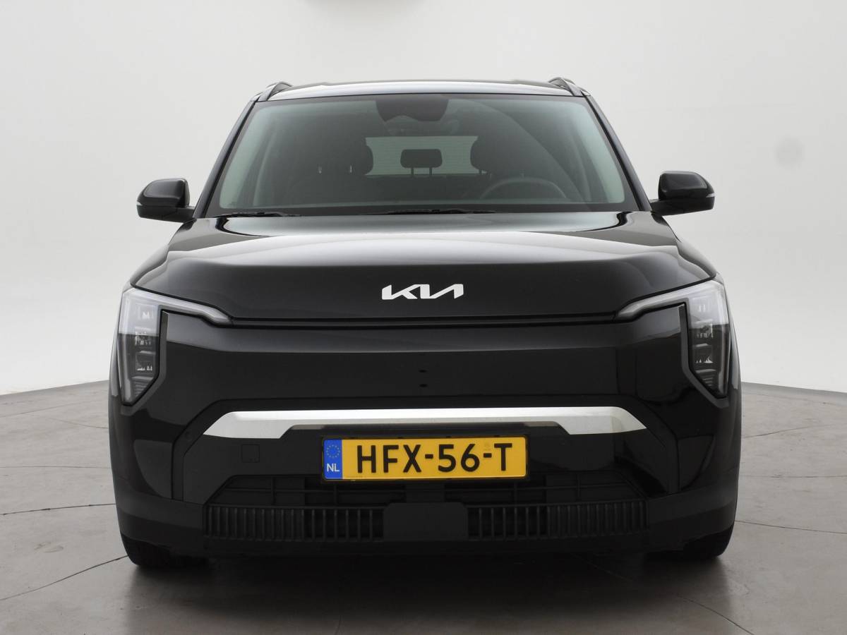 Kia EV3 Kia EV3 Plus 58.3 kWh 204 PK + STUURVERW. | STOELVERW. | TREKHAAK | SOH 100% | ADAPTIVE CRUISE | CAMERA