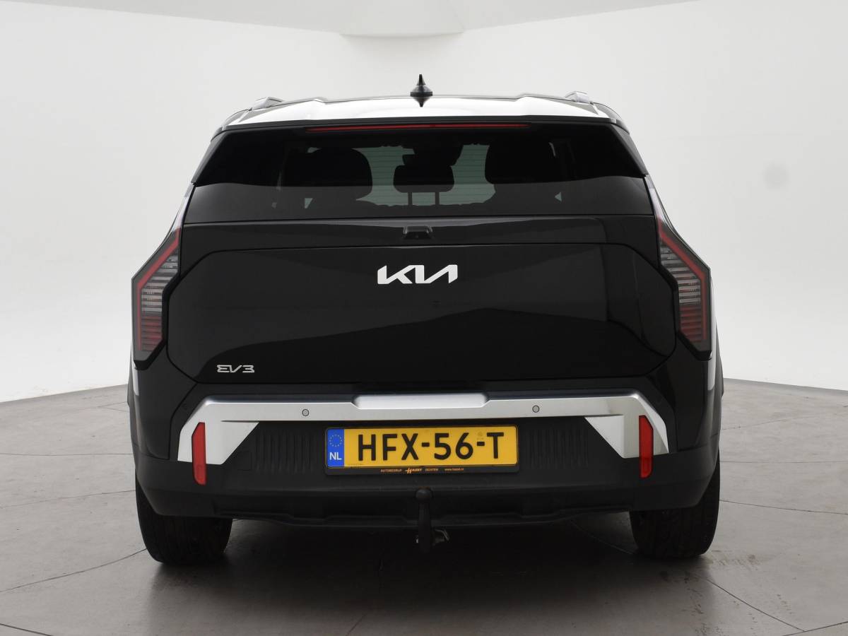 Kia EV3 Kia EV3 Plus 58.3 kWh 204 PK + STUURVERW. | STOELVERW. | TREKHAAK | SOH 100% | ADAPTIVE CRUISE | CAMERA