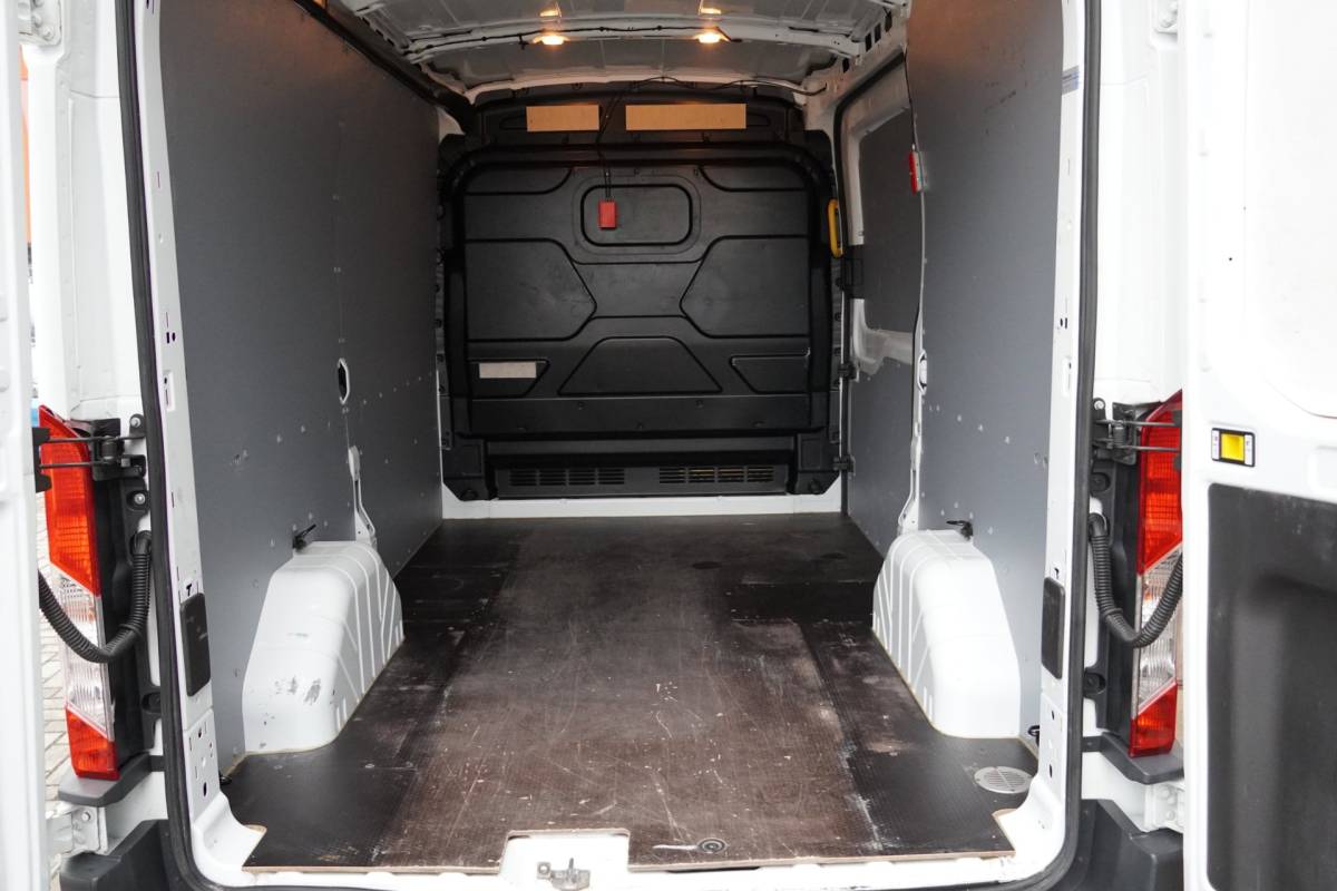 Ford Transit Ford Transit 350 2.0 TDCI L2H2 NAP Airco/Cruise/Stoelverw.