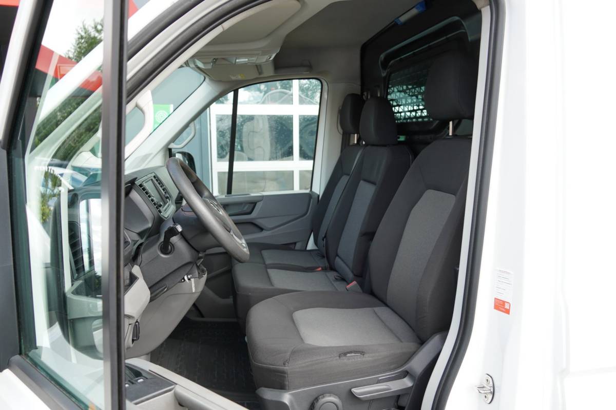 Volkswagen Crafter Volkswagen Crafter 2.0 TDI L3H3 Highline NAP Airco/Cruise