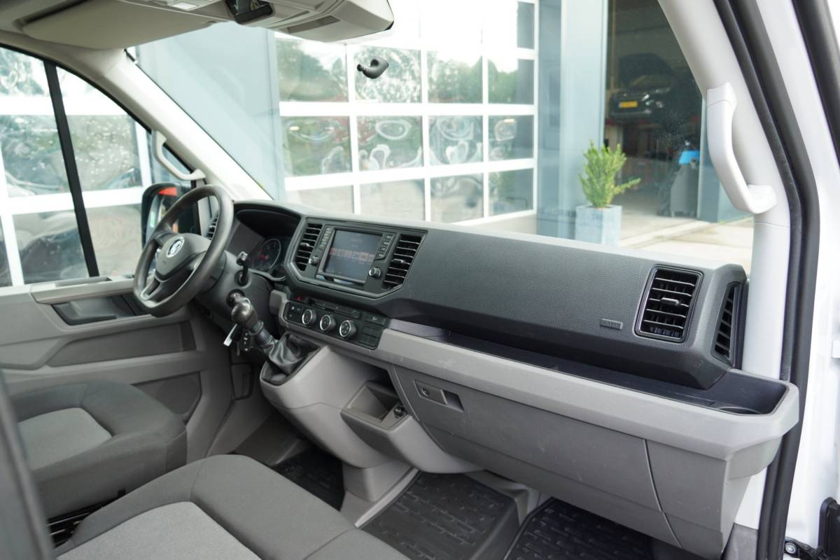 Volkswagen Crafter Volkswagen Crafter 2.0 TDI L3H3 Highline NAP Airco/Cruise
