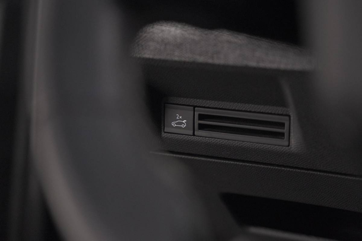 Peugeot 5008 Peugeot 5008 1.2 Hybrid 136 GT 7p | Adaptieve Cruise Control | Camera | Elektrische Kofferklep | Stoelverwarming