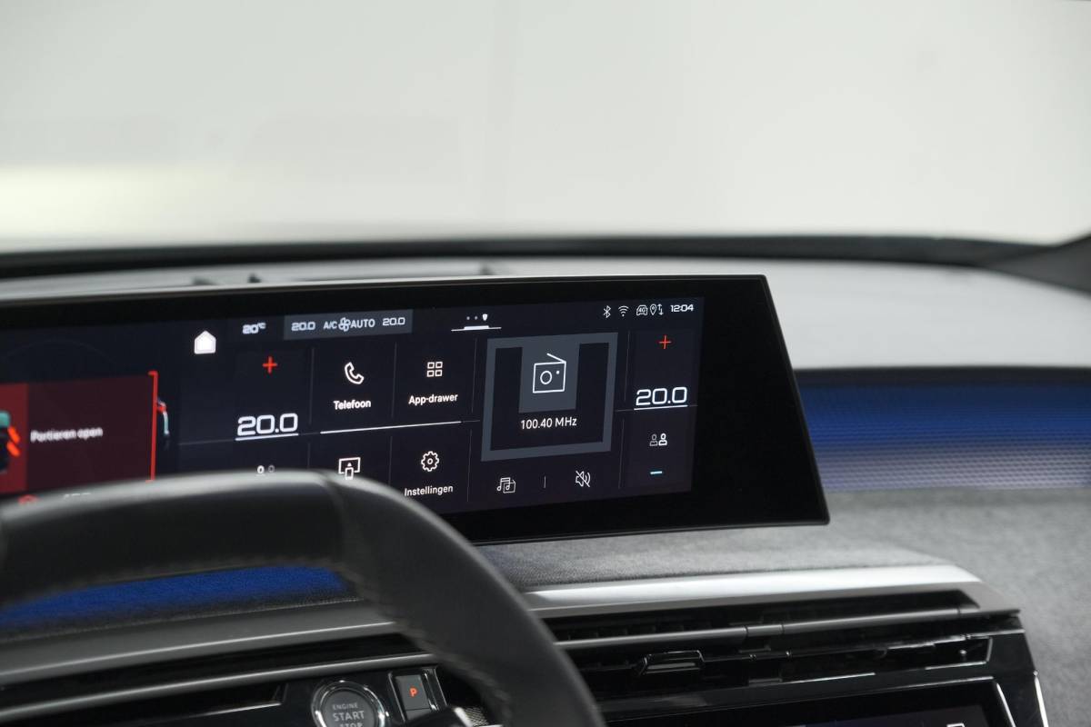 Peugeot 5008 Peugeot 5008 1.2 Hybrid 136 GT 7p | Adaptieve Cruise Control | Camera | Elektrische Kofferklep | Stoelverwarming