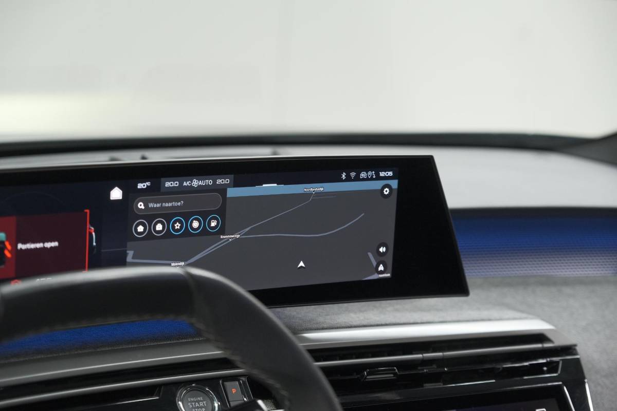 Peugeot 5008 Peugeot 5008 1.2 Hybrid 136 GT 7p | Adaptieve Cruise Control | Camera | Elektrische Kofferklep | Stoelverwarming