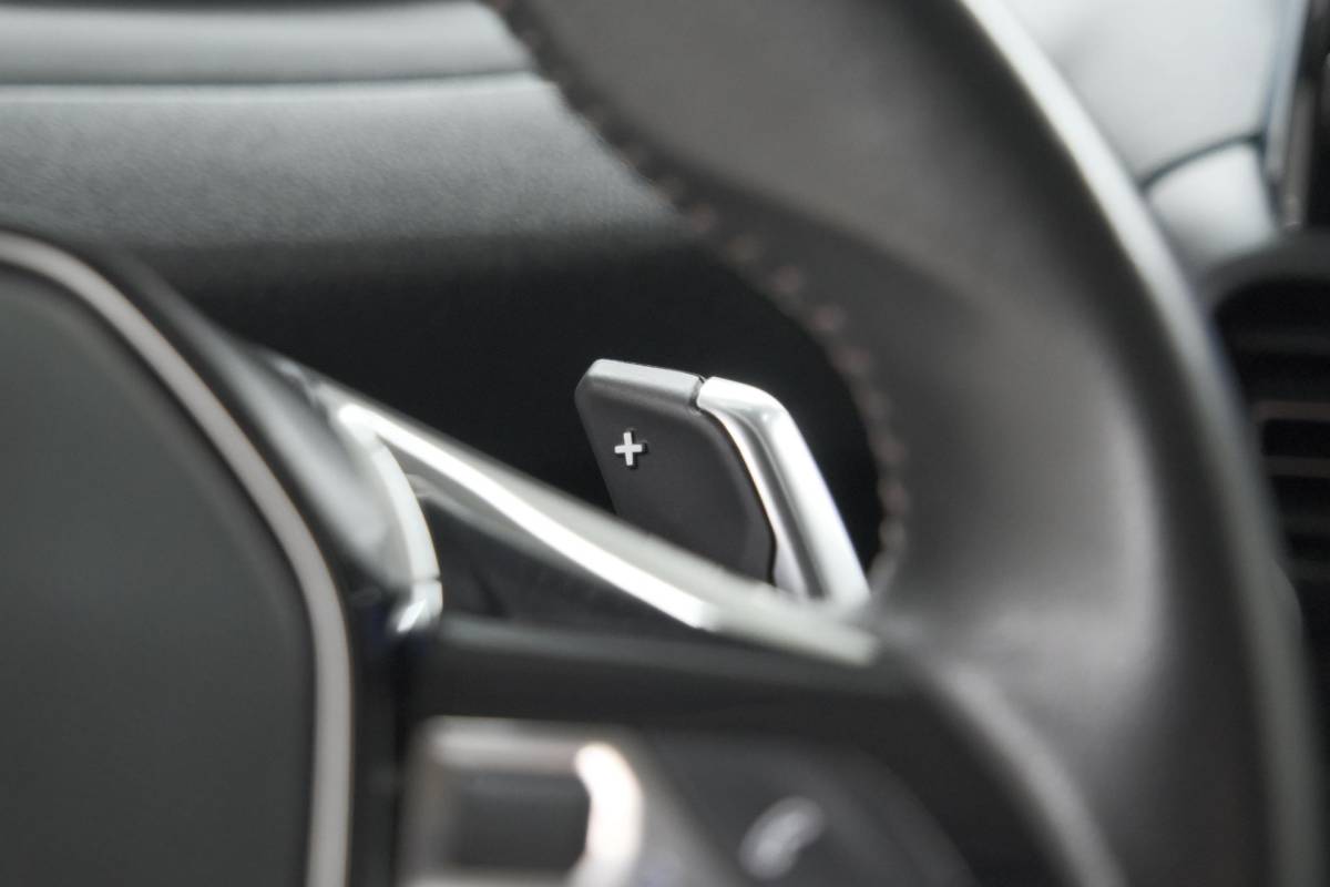 Peugeot Partner Peugeot Partner 1.5 BlueHDi 130 EAT8 S&S L1 | Houten laadvloer | Trekhaak | Camera | Parkeersensoren | Apple Carplay