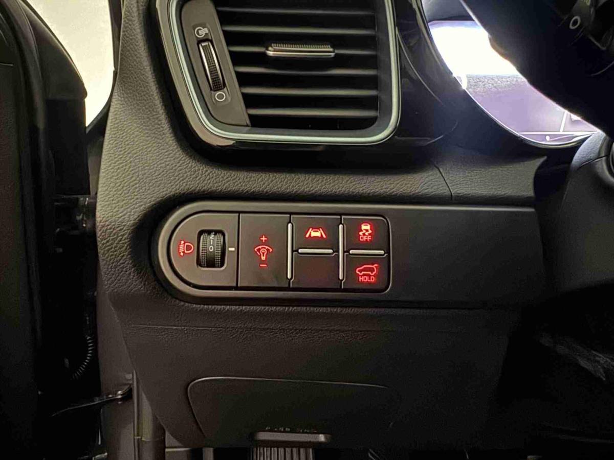 Kia Ceed Sportswagon KIA Ceed Sw 1.0 T-GDi 100pk Design Edition | JBL | Apple Carplay/Android Auto