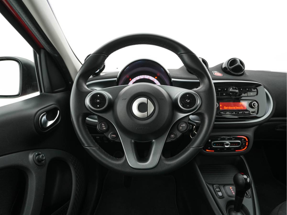 smart Forfour Smart forfour EQ Passion 18 kWh {SoH-95%} Aut.*FACE-LIFT | LED-LIGHTS | HEATED-COMFORTSEATS | CRUISE | ECC | DAB | SMART-AUDIO | COOL/AUDIO-PACK | 15″ALU*