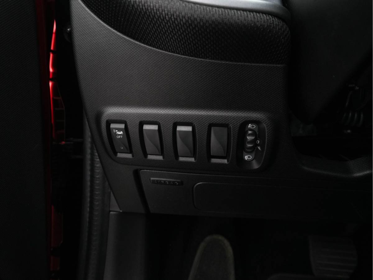 smart Forfour Smart forfour EQ Passion 18 kWh {SoH-95%} Aut.*FACE-LIFT | LED-LIGHTS | HEATED-COMFORTSEATS | CRUISE | ECC | DAB | SMART-AUDIO | COOL/AUDIO-PACK | 15″ALU*