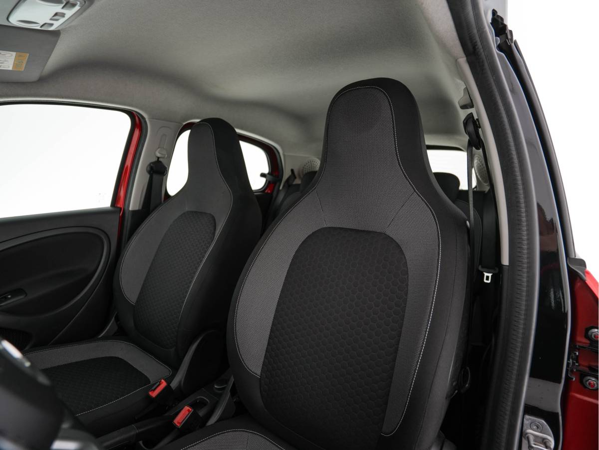 smart Forfour Smart forfour EQ Passion 18 kWh {SoH-95%} Aut.*FACE-LIFT | LED-LIGHTS | HEATED-COMFORTSEATS | CRUISE | ECC | DAB | SMART-AUDIO | COOL/AUDIO-PACK | 15″ALU*