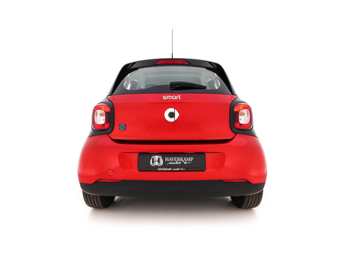 smart Forfour Smart forfour EQ Passion 18 kWh {SoH-95%} Aut.*FACE-LIFT | LED-LIGHTS | HEATED-COMFORTSEATS | CRUISE | ECC | DAB | SMART-AUDIO | COOL/AUDIO-PACK | 15″ALU*