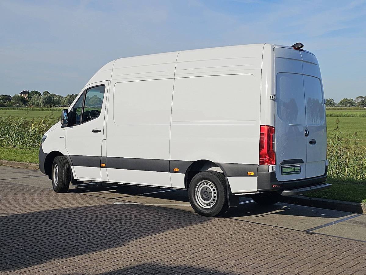 Mercedes-Benz eSprinter MERCEDES-BENZ ESPRINTER 314 l2h2 81 kwh led
