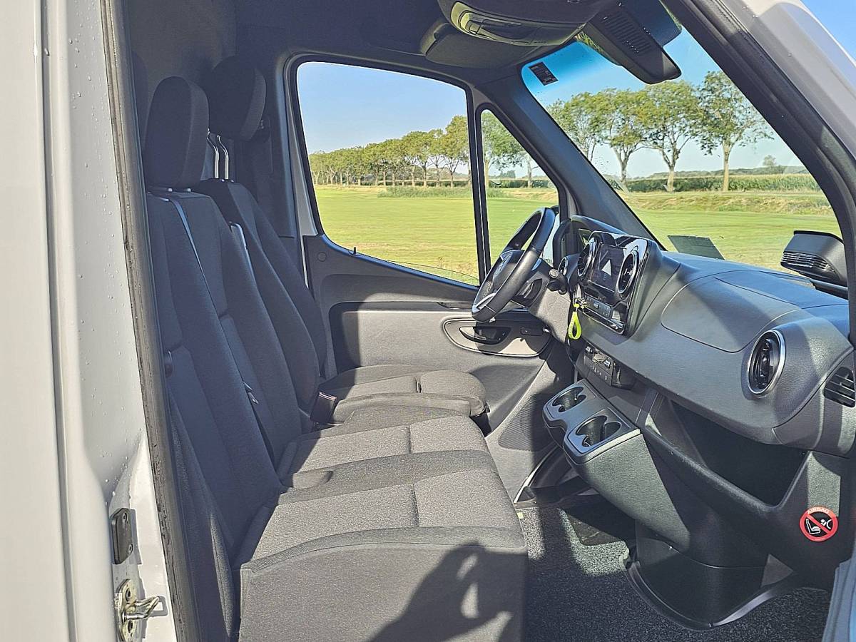 Mercedes-Benz eSprinter MERCEDES-BENZ ESPRINTER 314 l2h2 81 kwh led