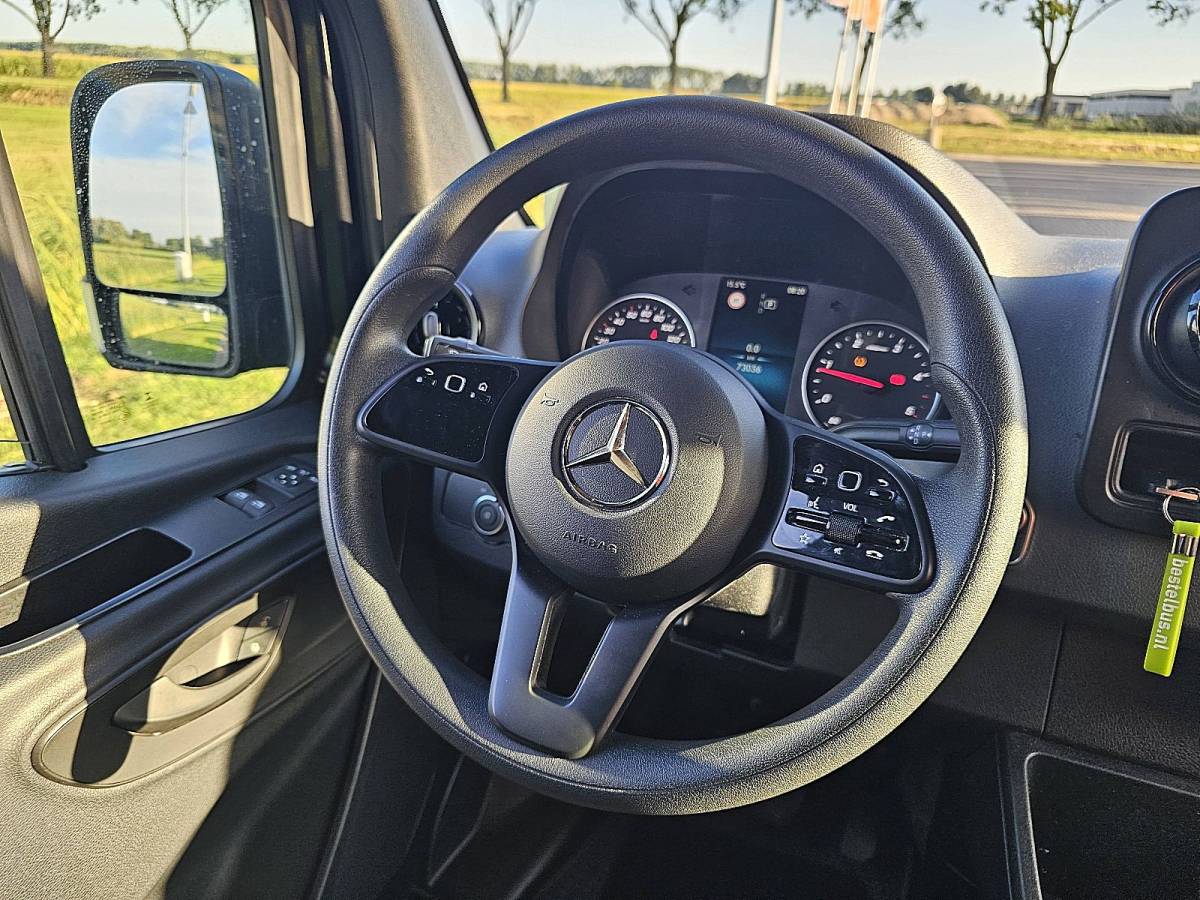 Mercedes-Benz Sprinter MERCEDES-BENZ SPRINTER 311 ac automaat euro6