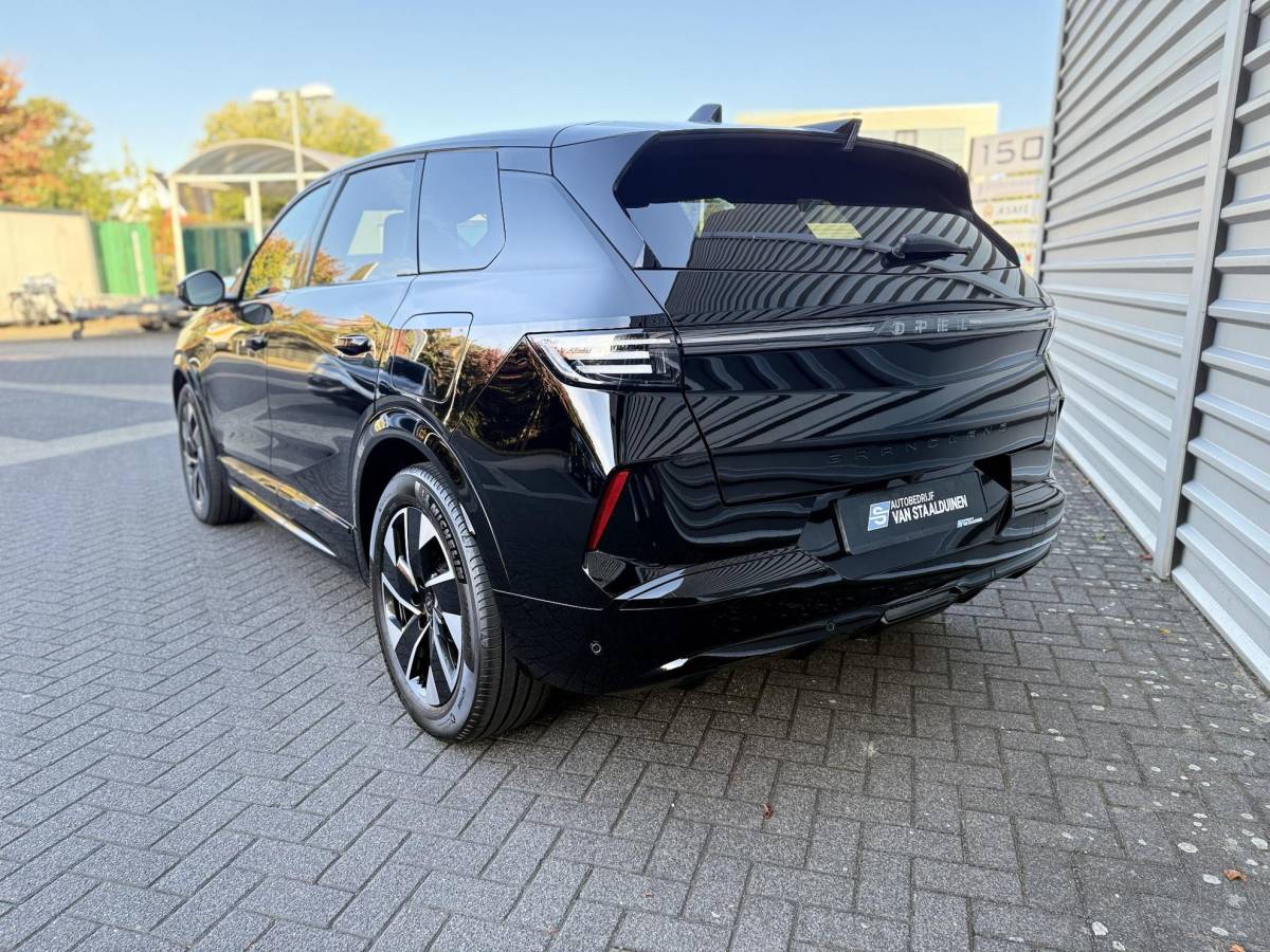 Opel Grandland Opel Grandland 1.6 Turbo Plug-in-Hybrid GS  NIEUW BINNEN |360 Camera | PDC | Stoelverwarming | Stuurverwarming | NAVI | Draadloos tel opladen | ECC | Apple carplay |