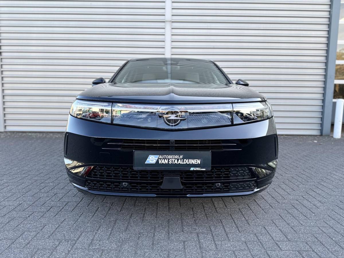 Opel Grandland Opel Grandland 1.6 Turbo Plug-in-Hybrid GS  NIEUW BINNEN |360 Camera | PDC | Stoelverwarming | Stuurverwarming | NAVI | Draadloos tel opladen | ECC | Apple carplay |