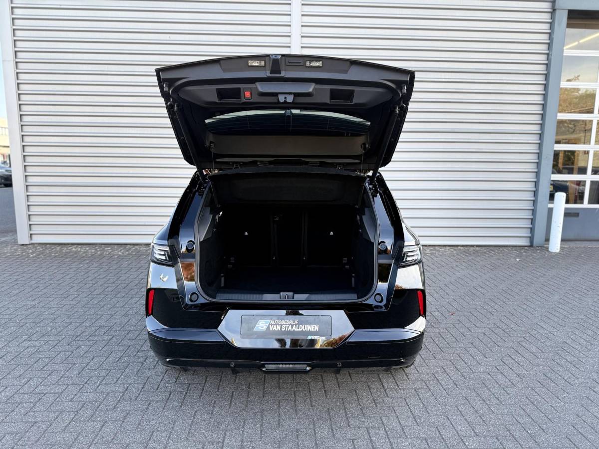 Opel Grandland Opel Grandland 1.6 Turbo Plug-in-Hybrid GS  NIEUW BINNEN |360 Camera | PDC | Stoelverwarming | Stuurverwarming | NAVI | Draadloos tel opladen | ECC | Apple carplay |