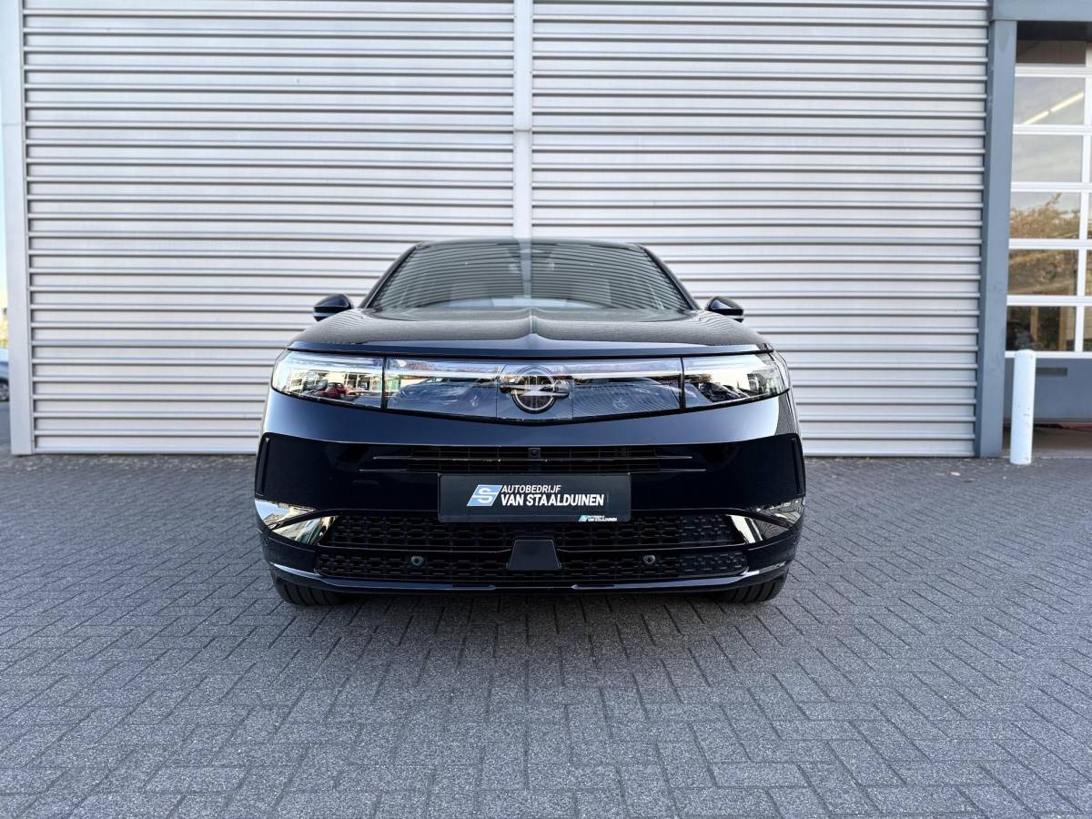Opel Grandland Opel Grandland 1.6 Turbo Plug-in-Hybrid GS  NIEUW BINNEN |360 Camera | PDC | Stoelverwarming | Stuurverwarming | NAVI | Draadloos tel opladen | ECC | Apple carplay |