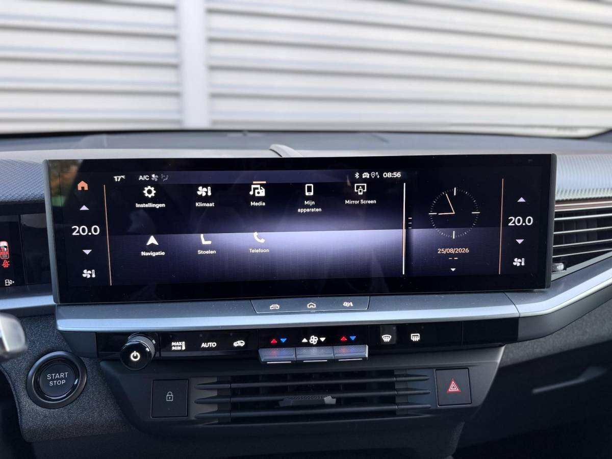Opel Grandland Opel Grandland 1.6 Turbo Plug-in-Hybrid GS  NIEUW BINNEN |360 Camera | PDC | Stoelverwarming | Stuurverwarming | NAVI | Draadloos tel opladen | ECC | Apple carplay |
