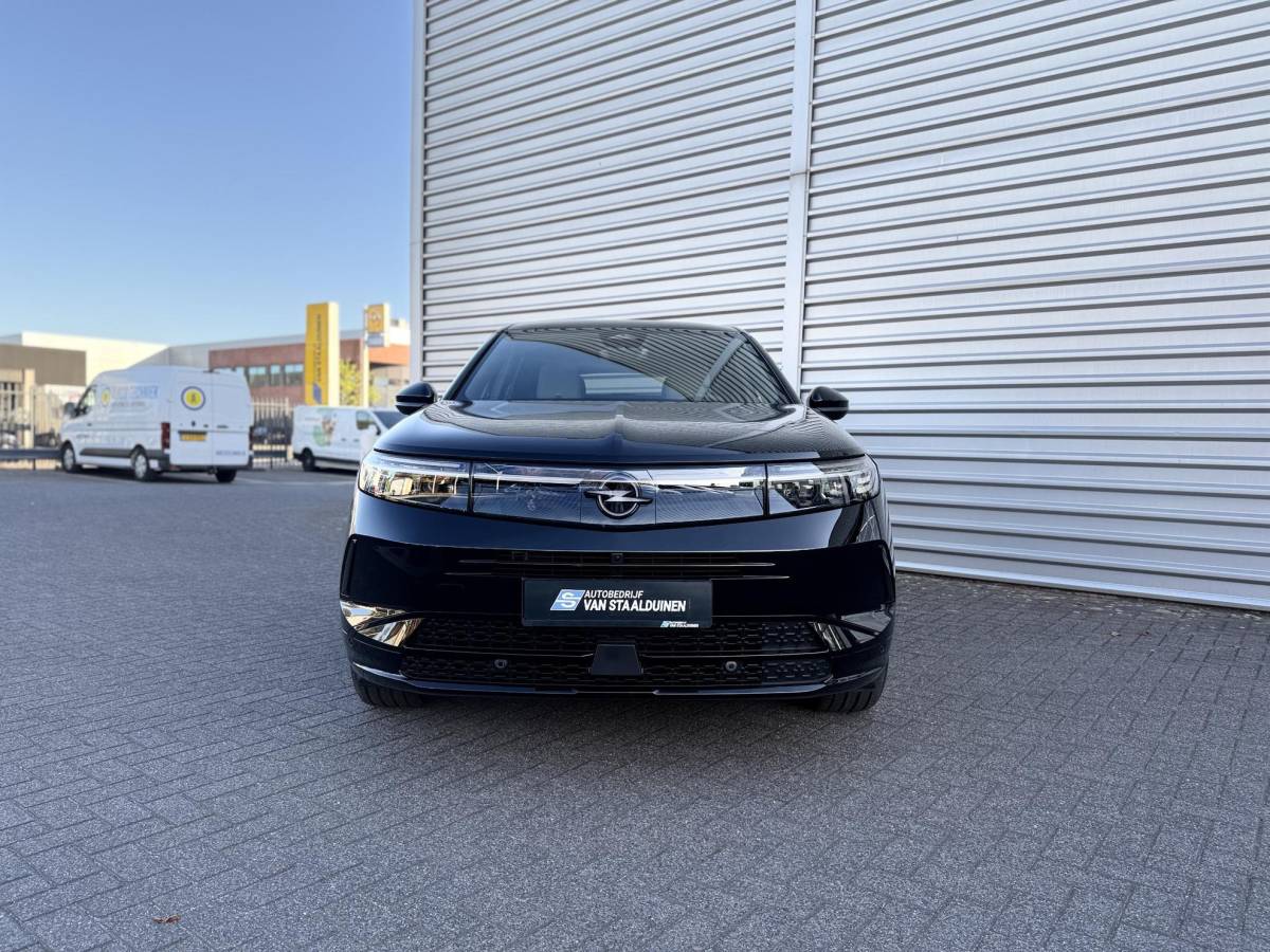 Opel Grandland Opel Grandland 1.6 Turbo Plug-in-Hybrid GS  NIEUW BINNEN |360 Camera | PDC | Stoelverwarming | Stuurverwarming | NAVI | Draadloos tel opladen | ECC | Apple carplay |