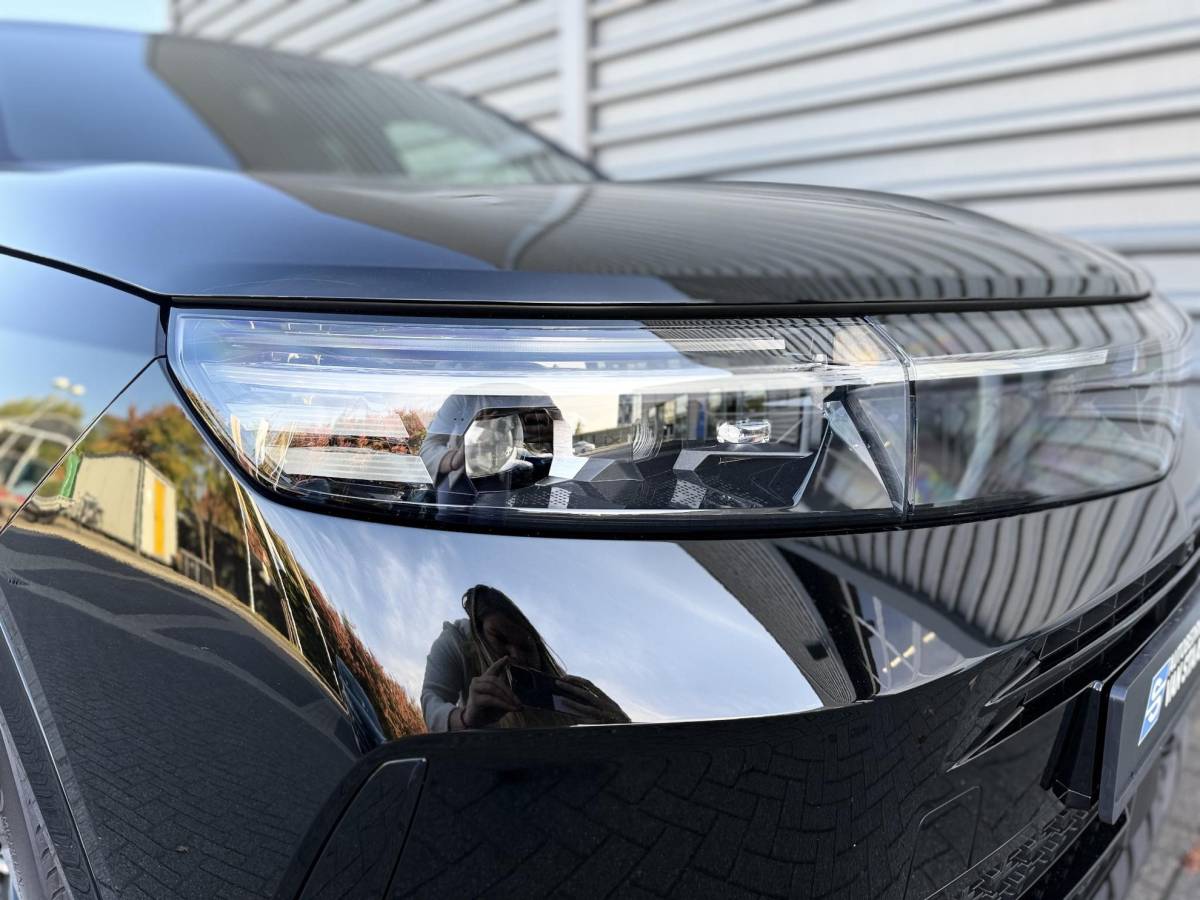 Opel Grandland Opel Grandland 1.6 Turbo Plug-in-Hybrid GS  NIEUW BINNEN |360 Camera | PDC | Stoelverwarming | Stuurverwarming | NAVI | Draadloos tel opladen | ECC | Apple carplay |
