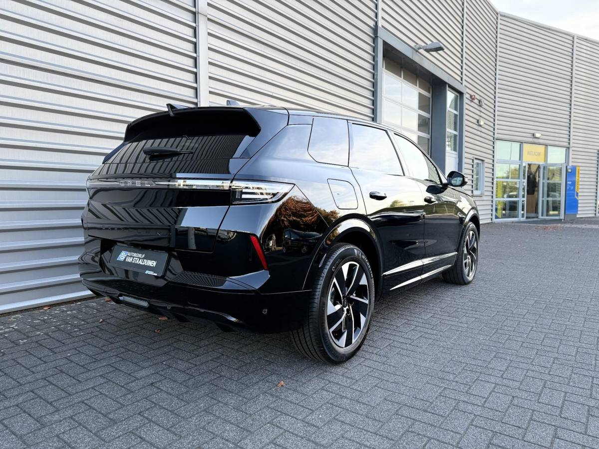 Opel Grandland Opel Grandland 1.6 Turbo Plug-in-Hybrid GS  NIEUW BINNEN |360 Camera | PDC | Stoelverwarming | Stuurverwarming | NAVI | Draadloos tel opladen | ECC | Apple carplay |