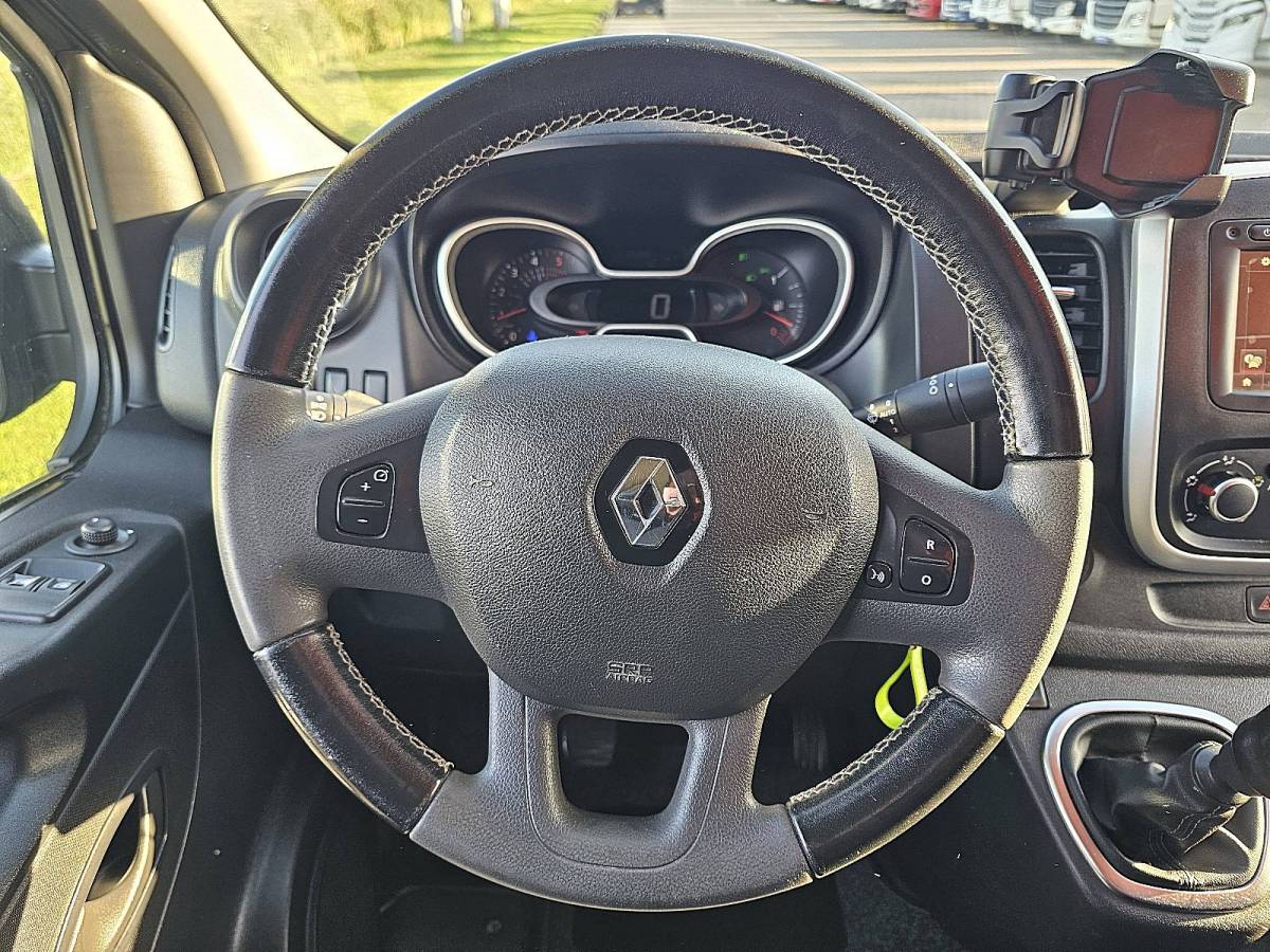 Renault Trafic RENAULT TRAFIC 2.0 DCI l2 dubbelecabine nap