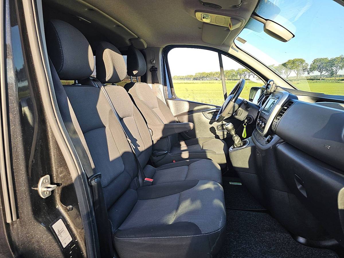 Renault Trafic RENAULT TRAFIC 2.0 DCI l2 dubbelecabine nap