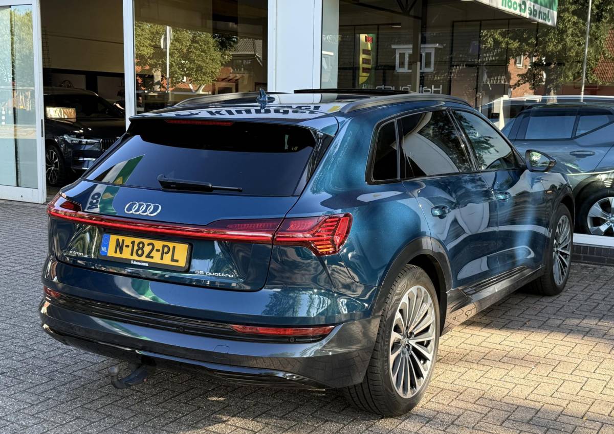 Audi e-tron Audi e-tron 55 quattro advanced Pro Line S 95 kWh