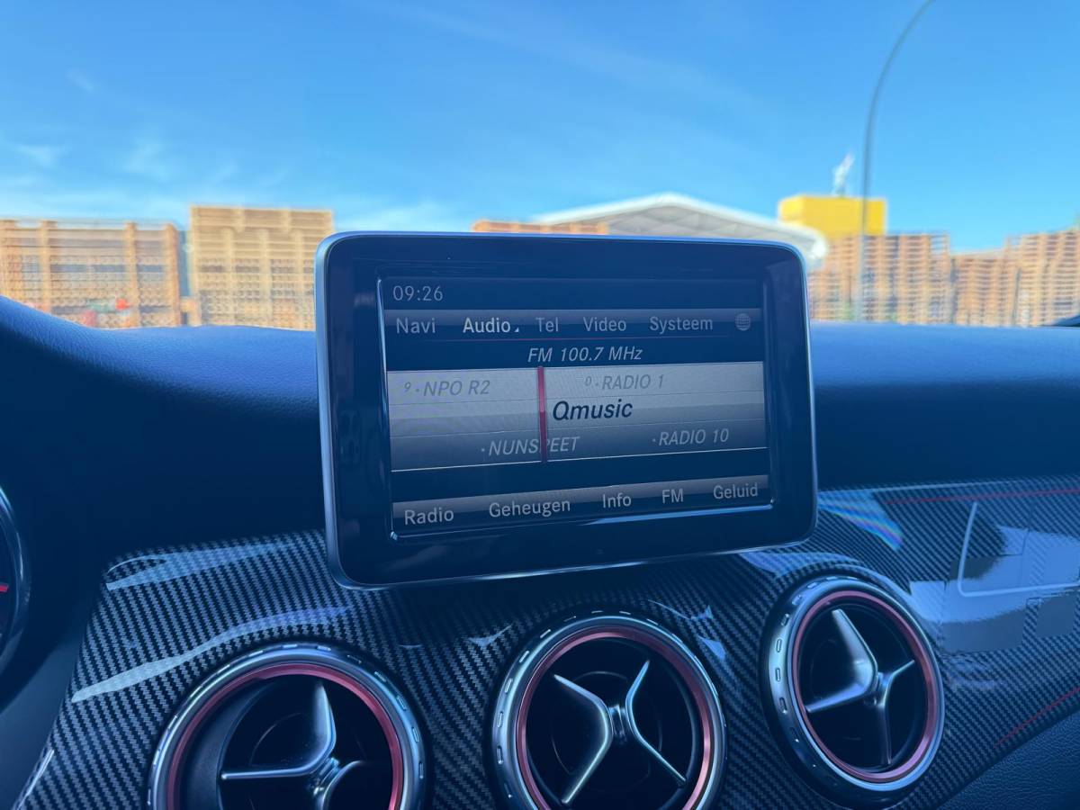 Mercedes-Benz GLA Mercedes-Benz GLA-klasse AMG 45 4MATIC | PANO | XENON | CRUISE | CAMERA | MEMORY | NAVI | LMV | HARMAN KARDON |