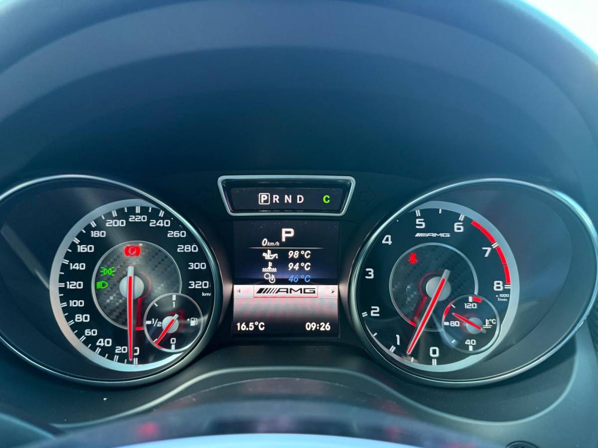 Mercedes-Benz GLA Mercedes-Benz GLA-klasse AMG 45 4MATIC | PANO | XENON | CRUISE | CAMERA | MEMORY | NAVI | LMV | HARMAN KARDON |