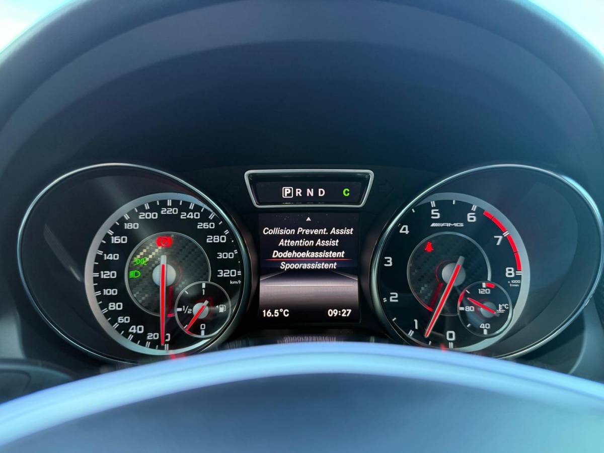 Mercedes-Benz GLA Mercedes-Benz GLA-klasse AMG 45 4MATIC | PANO | XENON | CRUISE | CAMERA | MEMORY | NAVI | LMV | HARMAN KARDON |
