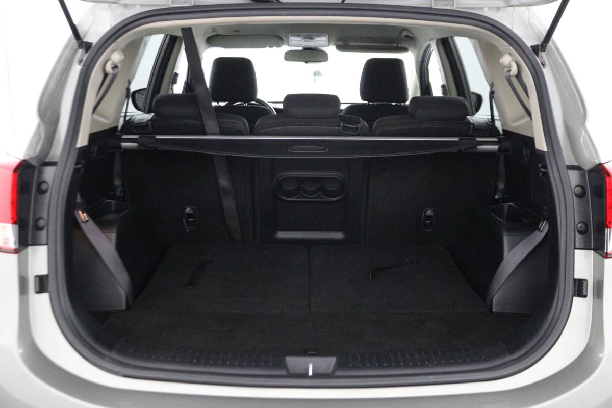 Kia Carens Kia Carens 1.6 GDi DynamicLine MPV 7-zitplaatsen/ECC/Navi