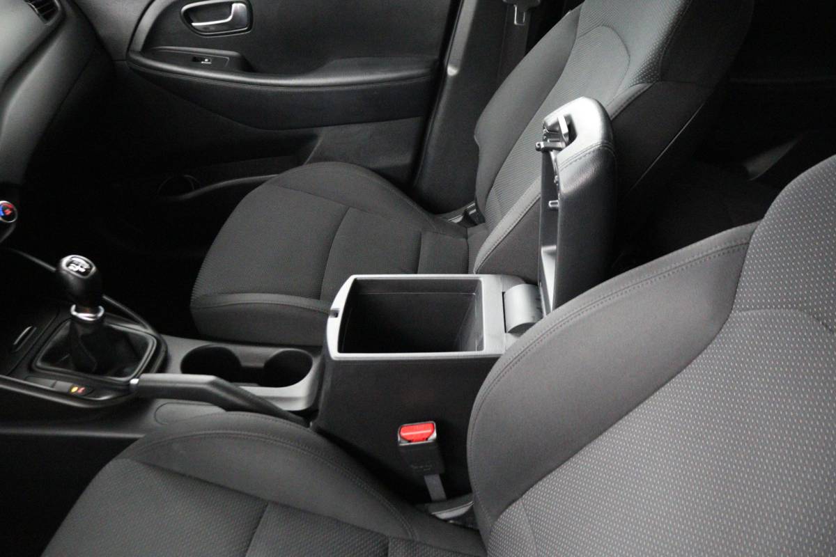 Kia Carens Kia Carens 1.6 GDi DynamicLine MPV 7-zitplaatsen/ECC/Navi