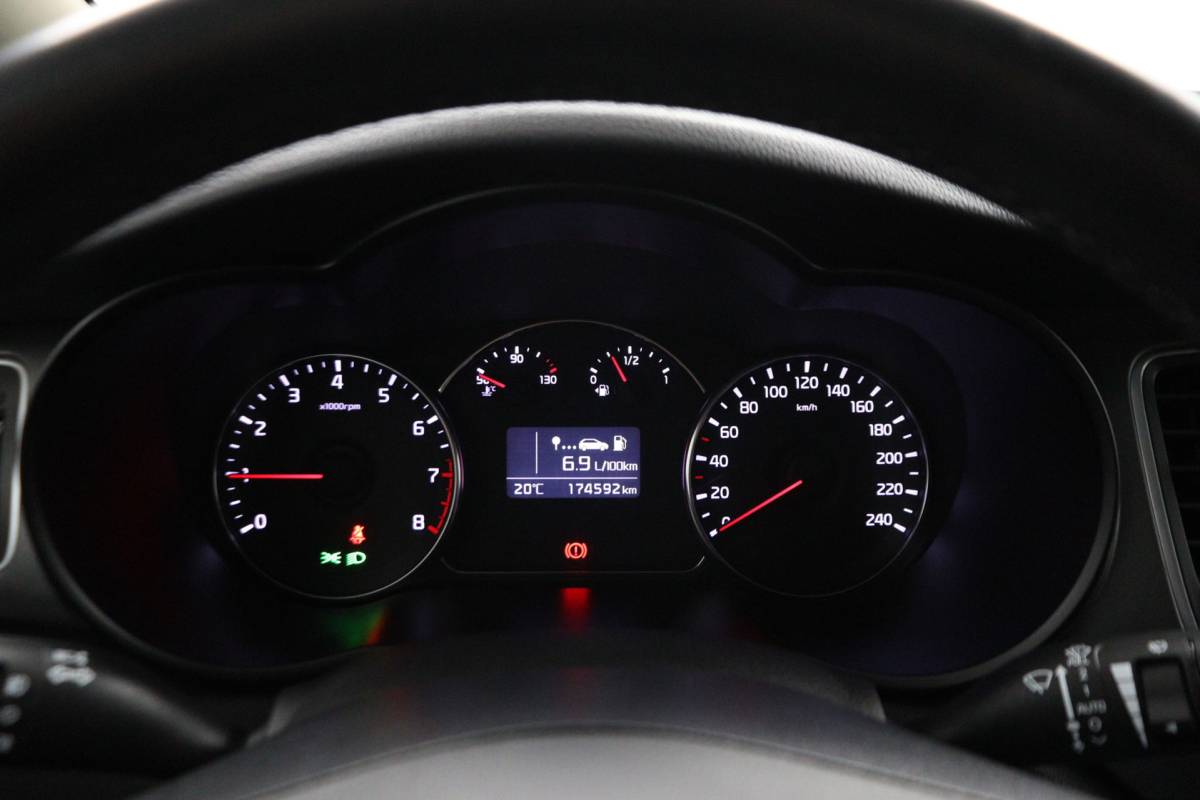 Kia Carens Kia Carens 1.6 GDi DynamicLine MPV 7-zitplaatsen/ECC/Navi