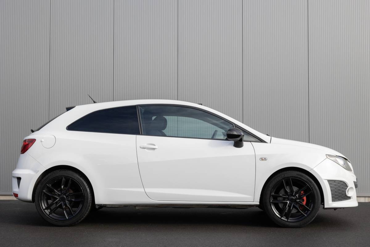 SEAT Ibiza SEAT Ibiza | CUPRA BOCANEGRA 180 PK | PANO | NAVI | NW. KETTING