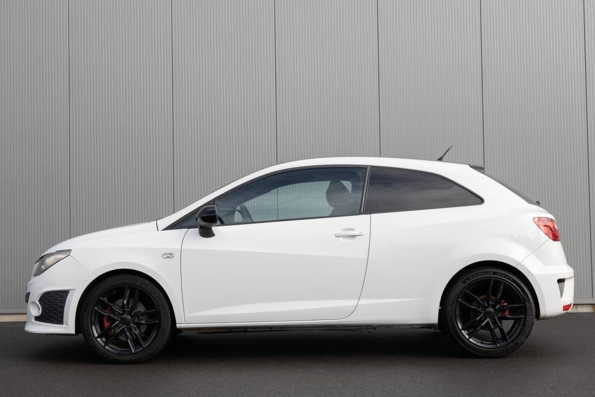 SEAT Ibiza SEAT Ibiza | CUPRA BOCANEGRA 180 PK | PANO | NAVI | NW. KETTING